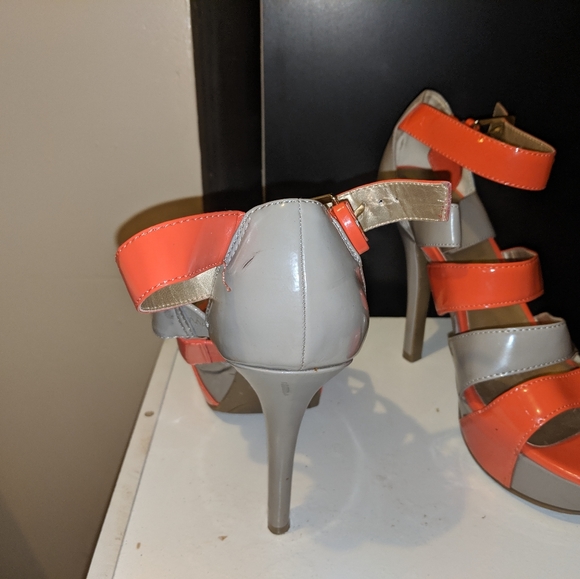 Shoe Haul price per pair. Can break up. - Picture 3 of 6